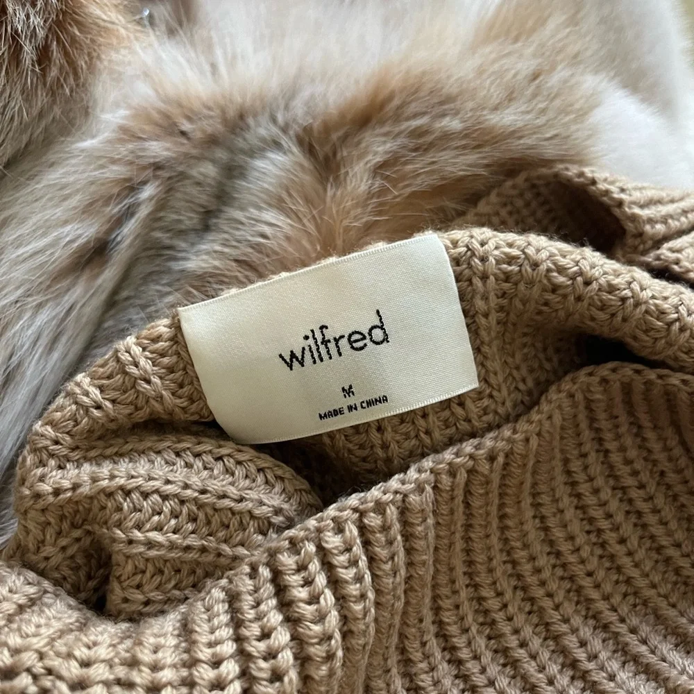 Wilfred Montpellier Relaxed Turtleneck Sweater in Camel (Size M) - Picture 9 of 10